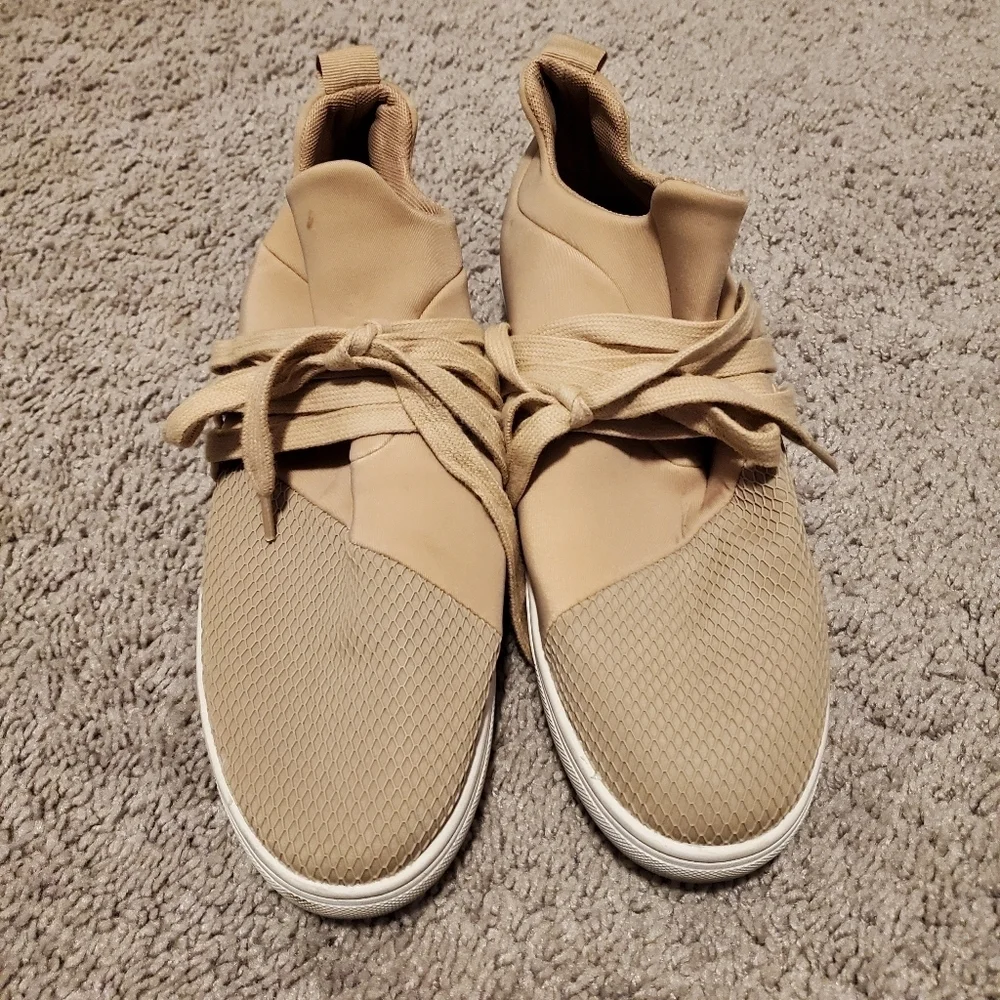 Steve Madden Lancer Blush Pink Comfortable Soft Fabric Sneakers